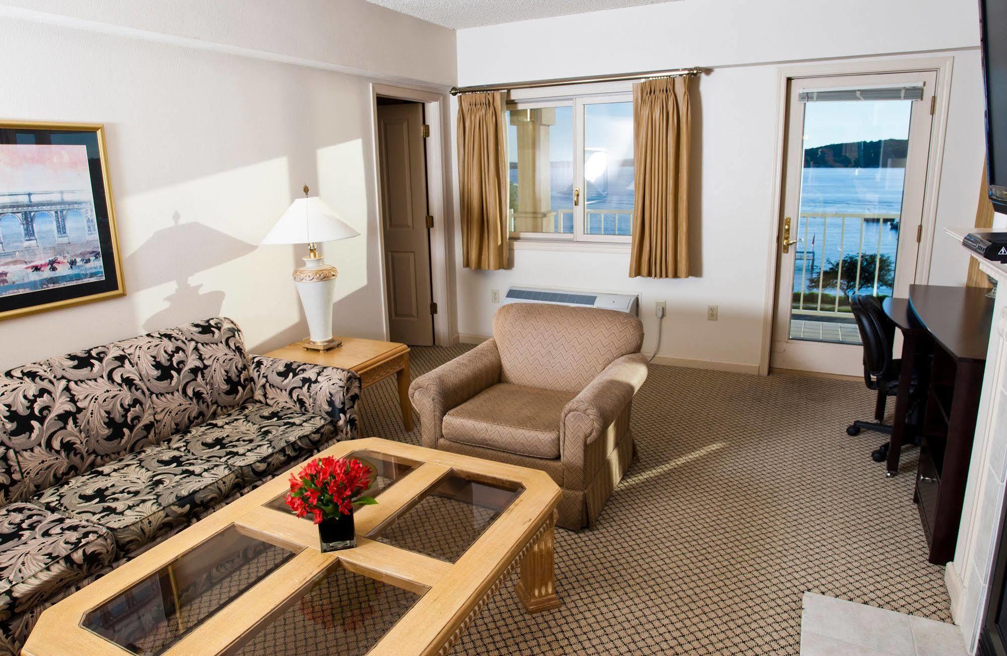 Bella Vista Suites Lake Geneva Luaran gambar